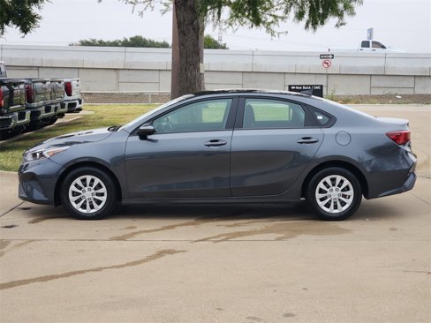 Used 2024 Kia Forte LX image 4