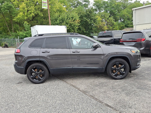 Used 2021 Jeep Cherokee Latitude Plus image 9
