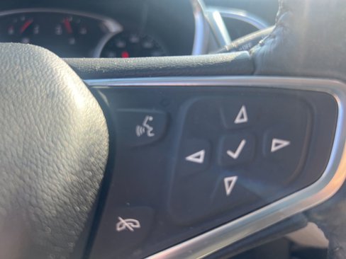 Used 2022 Chevrolet Equinox LT image 17