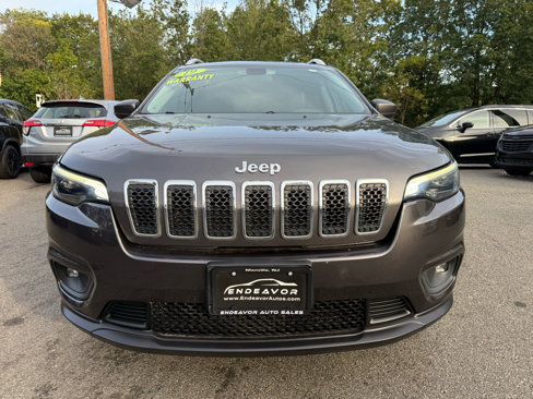 Used 2019 Jeep Cherokee Latitude Plus image 2