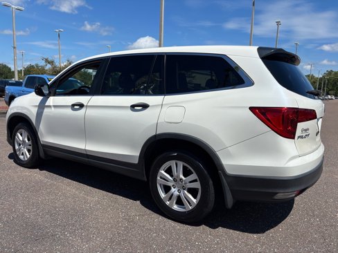 Used 2018 Honda Pilot LX image 3