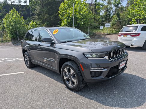 Used 2022 Jeep Grand Cherokee Limited 4xe image 34