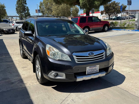 Used 2011 Subaru Outback 3.6R Limited image 4