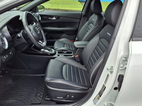 Used 2023 Kia Forte GT-Line w/ GT-Line Premium Package image 12