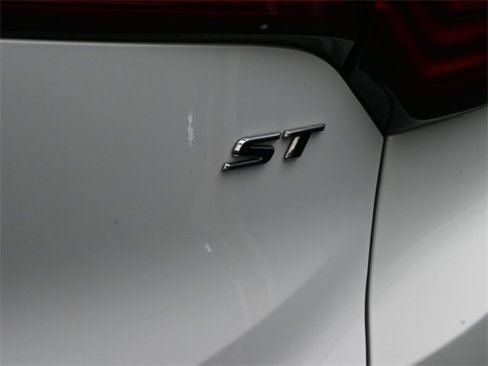 Used 2024 Buick Encore GX Sport Touring image 16