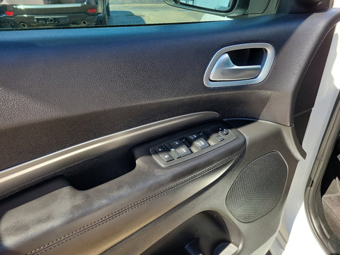 Used 2019 Dodge Durango SXT image 13