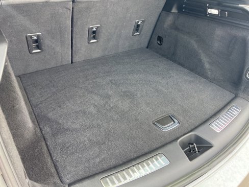 Used 2023 Cadillac XT4 Premium Luxury image 18
