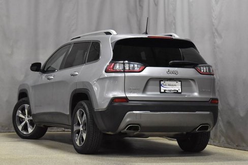 Used 2019 Jeep Cherokee Limited image 7