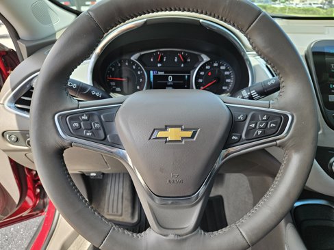 Certified 2017 Chevrolet Malibu LT w/ Leather Package image 32