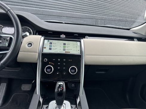 Used 2021 Land Rover Discovery Sport S image 25