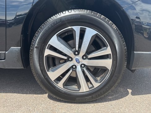 Used 2019 Subaru Outback 2.5i Limited image 10