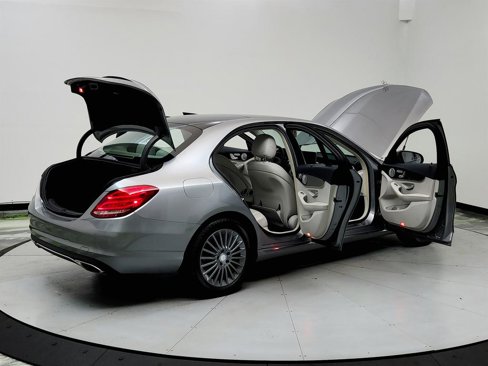Used 2015 Mercedes-Benz C 300 4MATIC Sedan image 11
