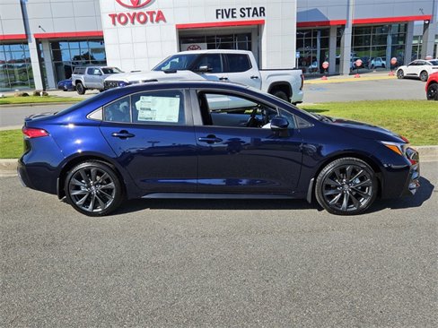 New 2025 Toyota Corolla SE image 14