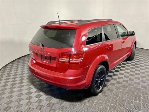 Used 2020 Dodge Journey SE w/ SE Popular Equipment Group image 14
