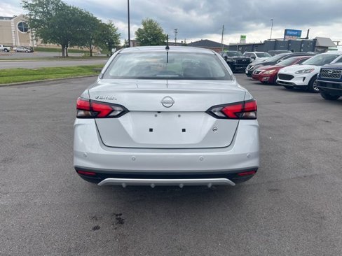 Used 2024 Nissan Versa S w/ S Plus Package image 6