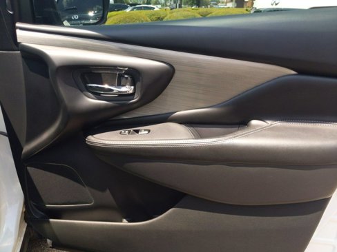 Used 2018 Nissan Murano SL image 34