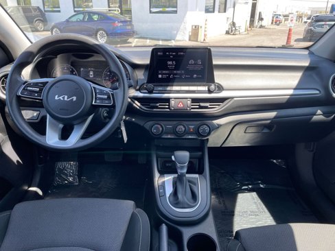 Used 2024 Kia Forte LXS image 33