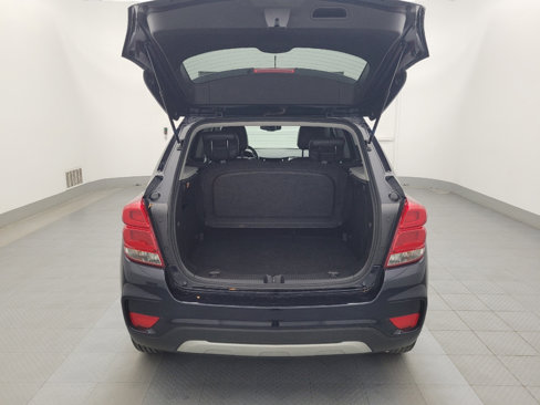Used 2022 Chevrolet Trax LT w/ LT Convenience Package image 29