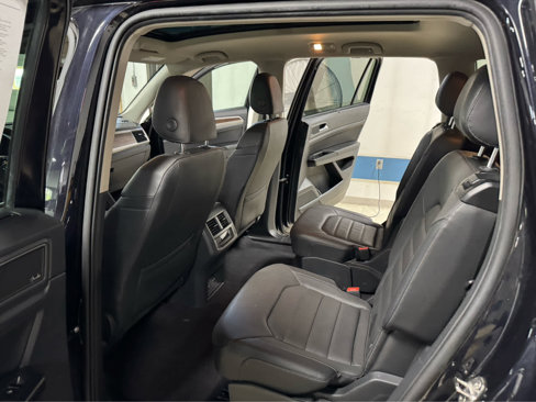 Used 2019 Volkswagen Atlas SEL Premium image 15