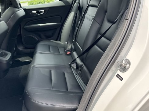 Certified 2024 Volvo S60 B5 Core image 37