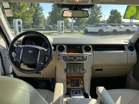Used 2014 Land Rover LR4 HSE LUX image 13