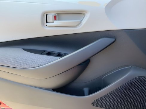 New 2025 Toyota Corolla LE image 11
