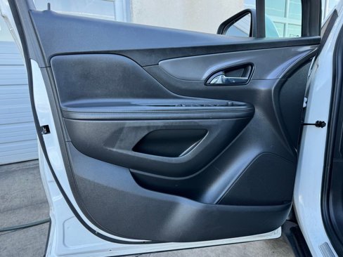 Used 2020 Buick Encore Preferred image 12