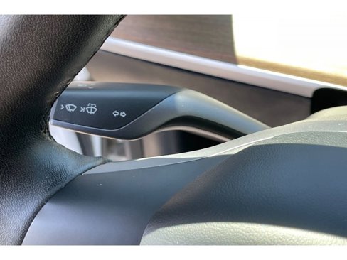 Used 2020 Tesla Model 3 Standard Range image 32