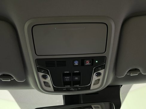 Used 2022 Honda Pilot Elite image 16