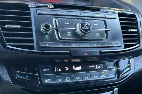 Used 2017 Honda Accord Sport Special Edition image 19
