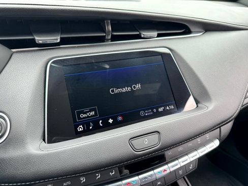 Used 2022 Cadillac XT4 Premium Luxury w/ Enhanced Visibility Package image 24