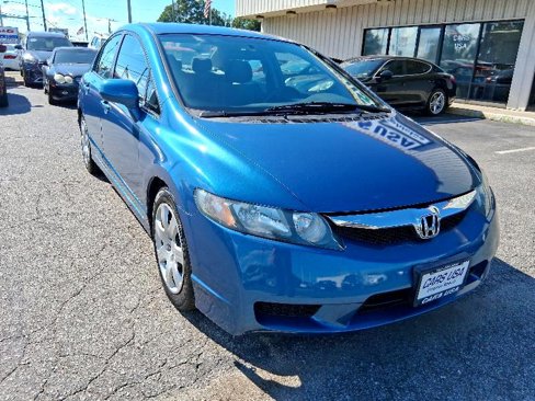 Used 2010 Honda Civic LX image 2