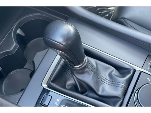 Certified 2022 MAZDA MAZDA3 s image 32
