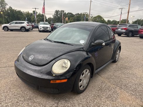 Used 2010 Volkswagen Beetle Coupe image 1