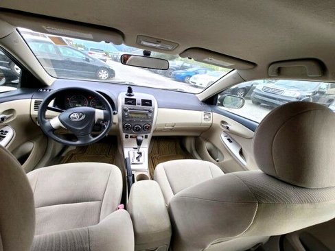 Used 2011 Toyota Corolla LE image 14