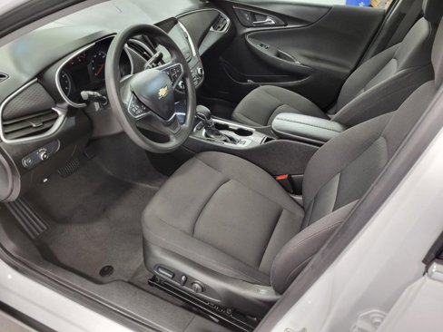 Used 2024 Chevrolet Malibu LT image 15