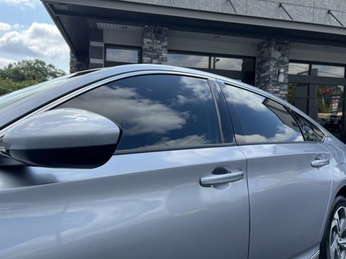 Used 2020 Honda Accord EX image 12