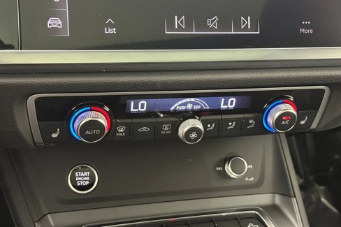 Certified 2024 Audi Q3 2.0T Premium Plus w/ Premium Plus Package image 19