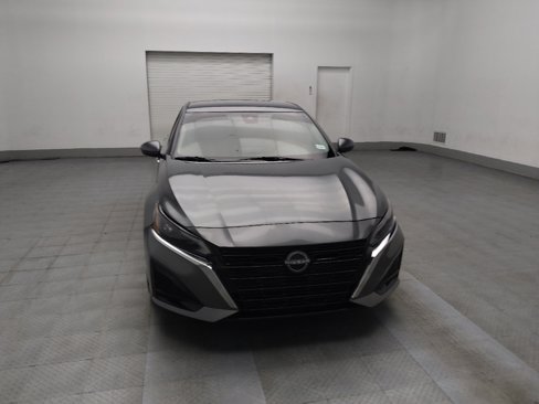 Used 2023 Nissan Altima 2.5 SV image 14