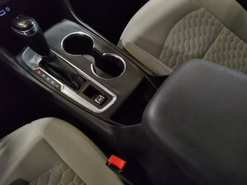 Used 2020 Chevrolet Equinox LT image 26