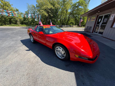 Used 1995 Chevrolet Corvette Coupe image 1