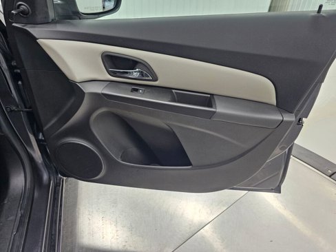 Used 2011 Chevrolet Cruze LS w/ Connectivity Package image 24