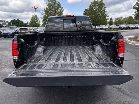 Used 2015 Nissan Titan SV w/ SV Value Truck Package image 29