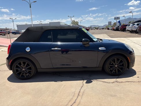 Used 2017 MINI Cooper S image 4