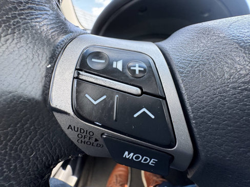 Used 2010 Toyota Camry SE image 24