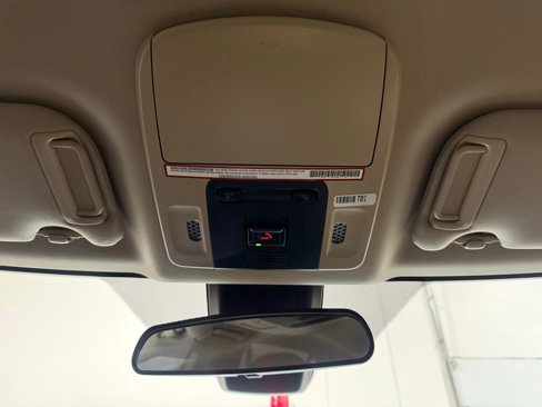 Used 2021 Toyota Camry LE image 18