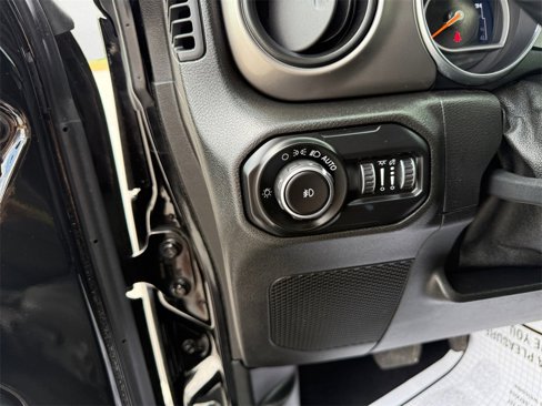 Used 2020 Jeep Wrangler Unlimited Sport S image 18