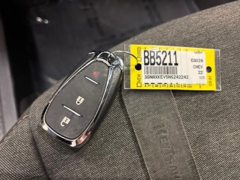 Used 2022 Chevrolet Equinox LT image 23