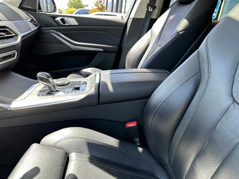Used 2020 BMW X7 xDrive40i w/ Premium Package image 25