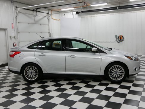Used 2014 Ford Focus Titanium image 2